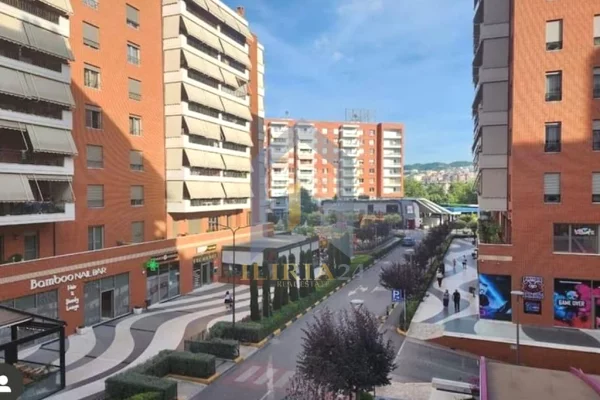 Ambient Biznesi me qira "Deliorgj" Rruga e Kavajes