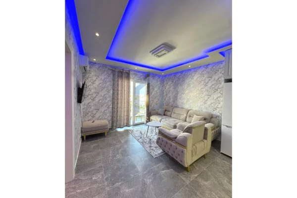 Shtepi me qera Apartament ne Tirane, 1+1, Mobilimi E mobiluar, Pagesa 500  Euro.