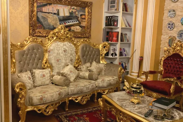 Shtepi ne shitje Apartament ne Tirane, 2+1, Mobilimi E mobiluar, Pagesa 360,000  Euro.