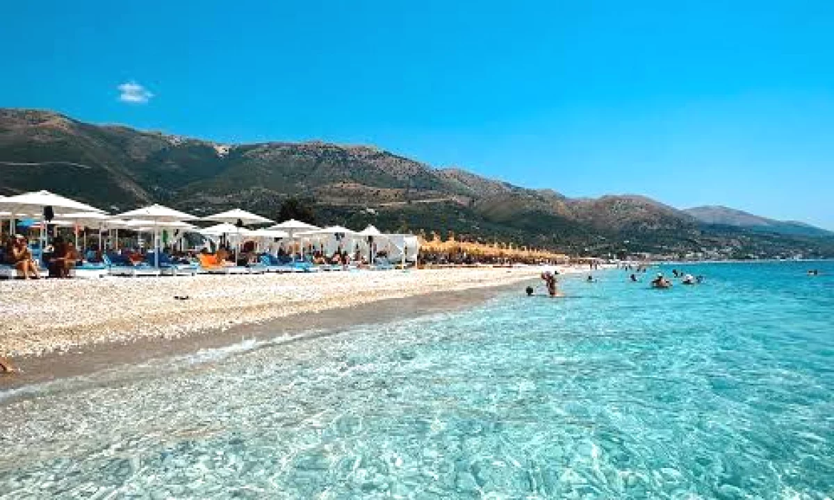 OKAZION! Shitet toke ne Borsh 