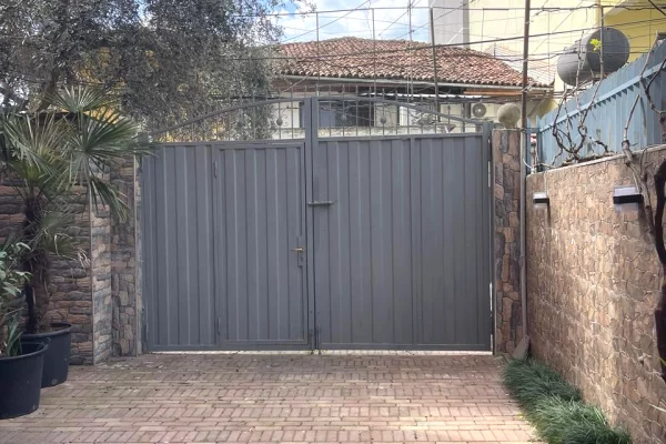 Private house for rent in Tirana 2+1, Furnished