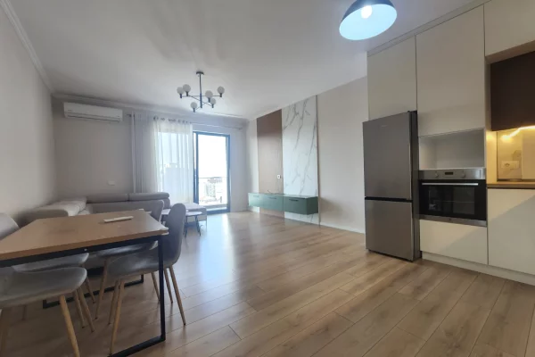 Shtepi me qera Apartament ne Tirane, 2+1, Mobilimi E mobiluar, Pagesa 750  Euro.