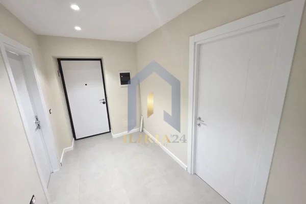 Shtepi ne shitje 2+1 ne Tirane - 165,000 Euro