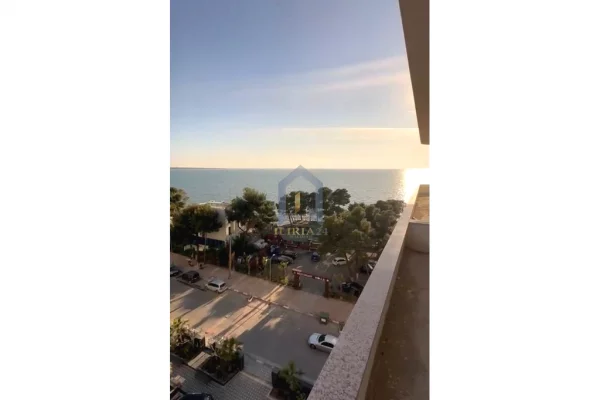 Apartament 1+1 per shitje ne Shengjine , Buze Detit, Pamje Fantastike