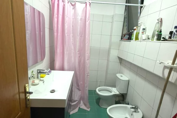 Shtepi ne shitje Apartament ne Durres, 1+1, Mobilimi E mobiluar, Pagesa 75,000,000  Euro.