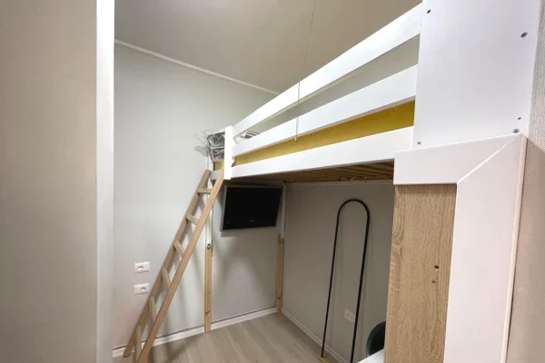 Shtepi me qera Apartament ne Tirane, 1+1, Mobilimi E mobiluar, Pagesa 650  Euro.