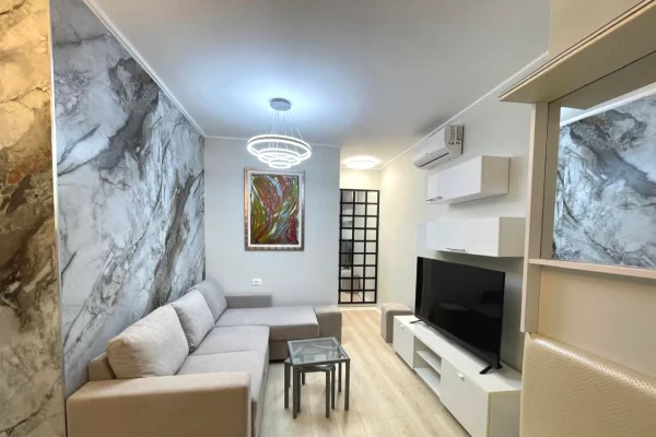 Shtepi me qera Apartament ne Tirane, 1+1, Mobilimi E mobiluar, Pagesa 650  Euro.