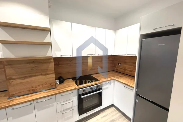 Shtepi me qera Apartament ne Tirane, 3+1, Mobilimi E mobiluar, Pagesa 1,400  Euro.