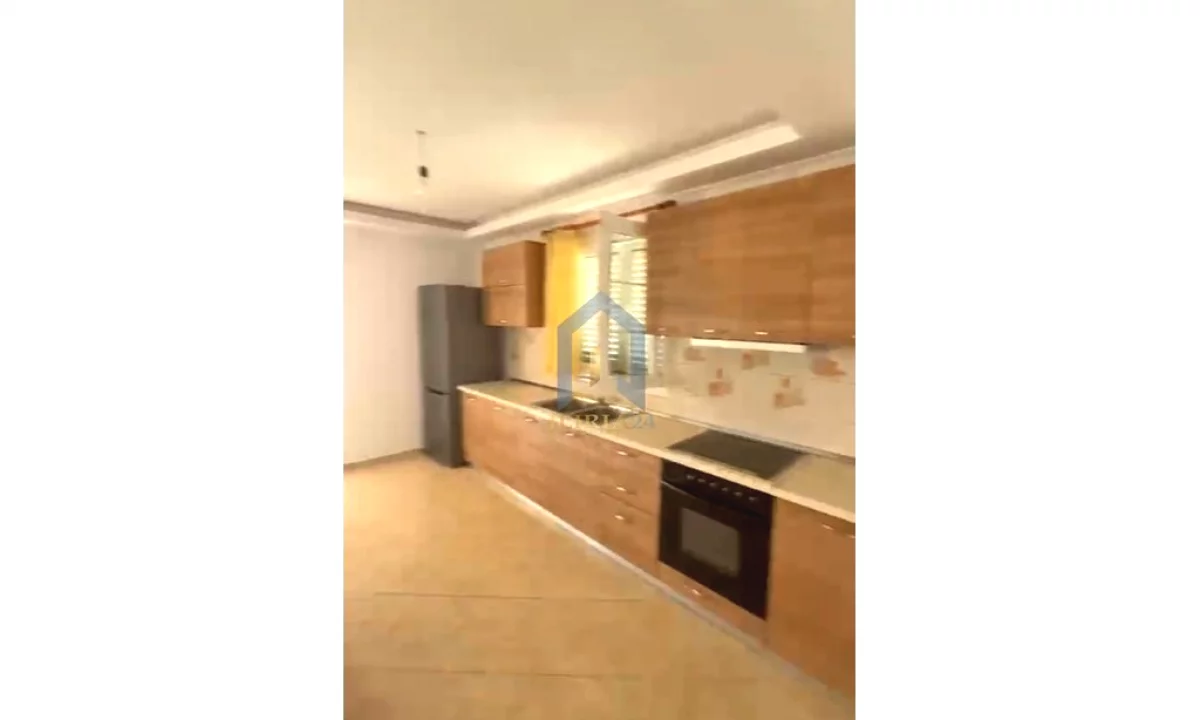 Shtepi me qera Apartament ne Tirane, 1+1, Mobilimi E mobiluar, Pagesa 351  Euro.