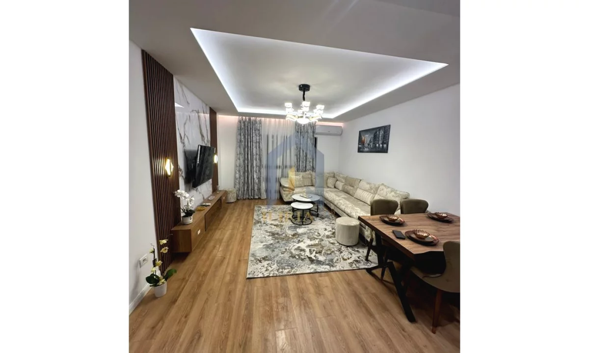 Shtepi ne shitje Apartament ne Tirane, 2+1, Mobilimi E mobiluar, Pagesa 265,000  Euro.