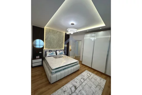 Shtepi ne shitje Apartament ne Tirane, 2+1, Mobilimi E mobiluar, Pagesa 265,000  Euro.