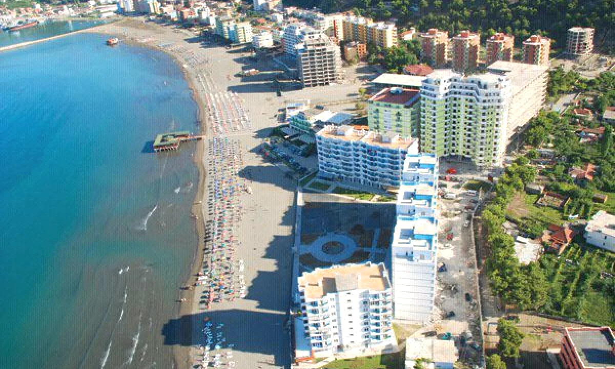 Shtepi ne shitje Apartament ne Lezhe, 1+1, Mobilimi Bosh, pa mobiluar, Pagesa 44,240  Euro.