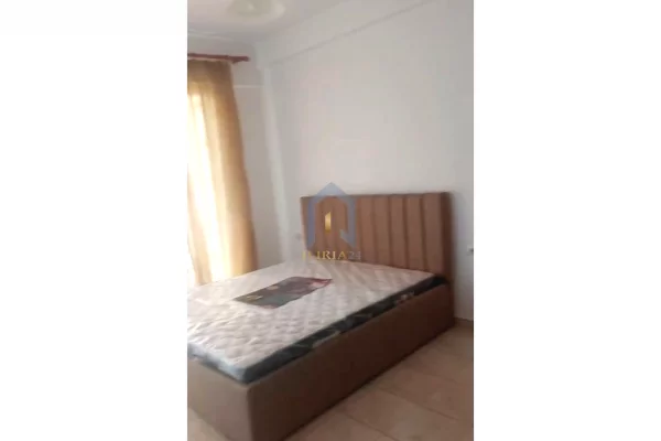 Shtepi me qera Apartament ne Tirane, 2+1, Mobilimi E mobiluar, Pagesa 600  Euro.