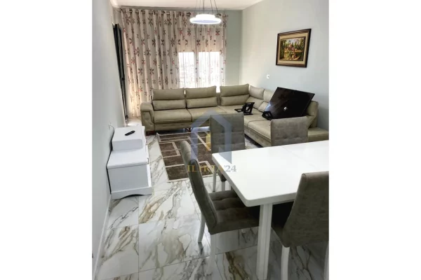 Shtepi me qera Apartament ne Tirane, 2+1, Mobilimi E mobiluar, Pagesa 600  Euro.
