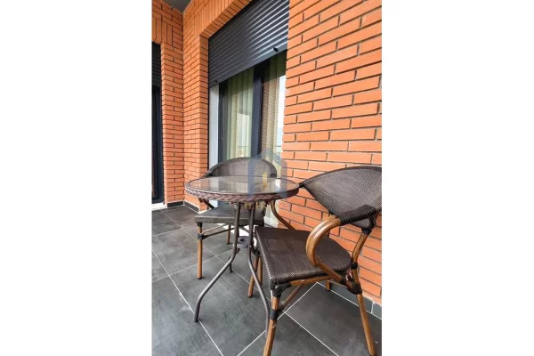 Shtepi ne shitje Apartament ne Tirane, 1+1, Mobilimi E mobiluar, Pagesa 155,000  Euro.