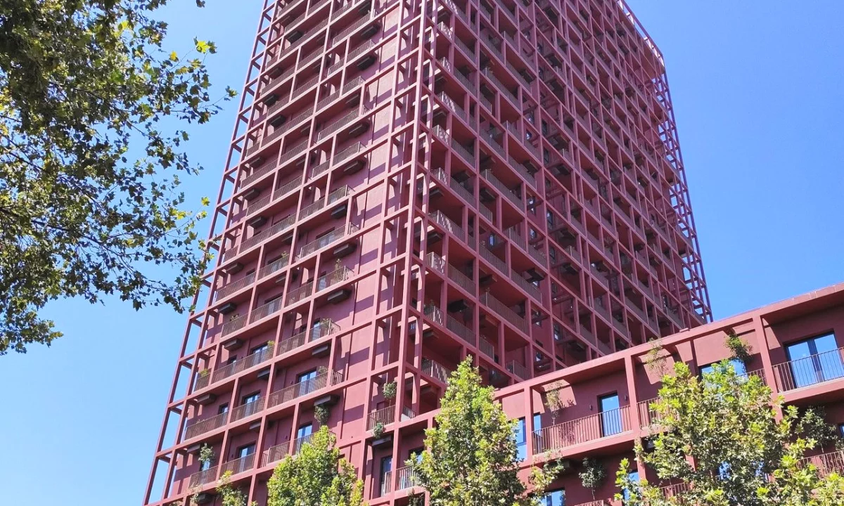 Shtepi ne shitje Apartament ne Tirane, 1+1, Mobilimi Bosh, pa mobiluar, Pagesa 271,000  Euro.