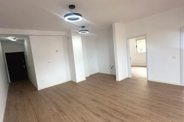 Apartament 2+1 per shitje tek kodra e diellit 