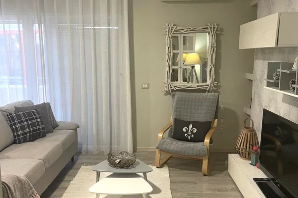 Shtepi ne shitje 2+1 ne Tirane - 205,000 Euro