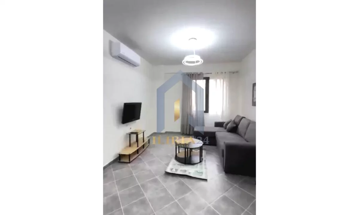 Shtepi me qera Apartament ne Tirane, 2+1, Mobilimi E mobiluar, Pagesa 800  Euro.