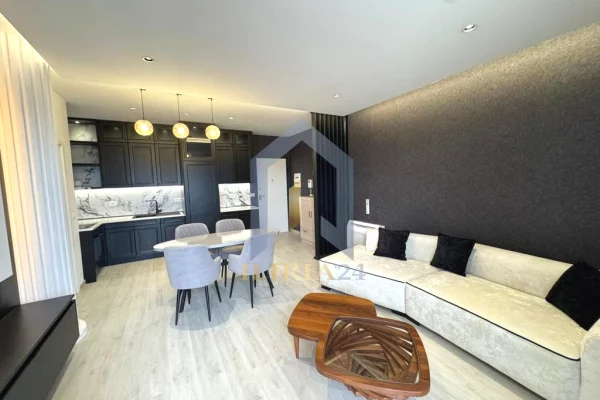 Shtepi me qera Apartament ne Tirane, 2+1, Mobilimi E mobiluar, Pagesa 1,400  Euro.