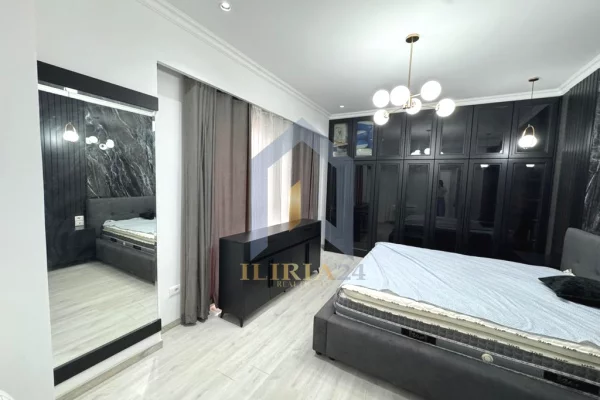 Shtepi me qera Apartament ne Tirane, 2+1, Mobilimi E mobiluar, Pagesa 1,400  Euro.