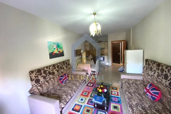 Shtepi me qera Apartament ne Tirane, 1+1, Mobilimi E mobiluar, Pagesa 350  Euro.