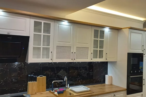 Shtepi me qera Apartament ne Tirane, 1+1, Mobilimi E mobiluar, Pagesa 750  Euro.