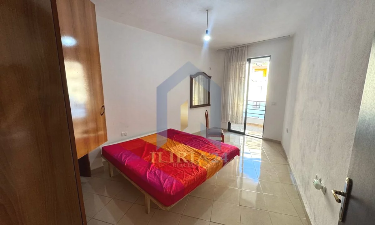 Shtepi ne shitje Apartament ne Tirane, 1+1, Mobilimi Pjeserisht e mobiluar, Pagesa 87,000  Euro.