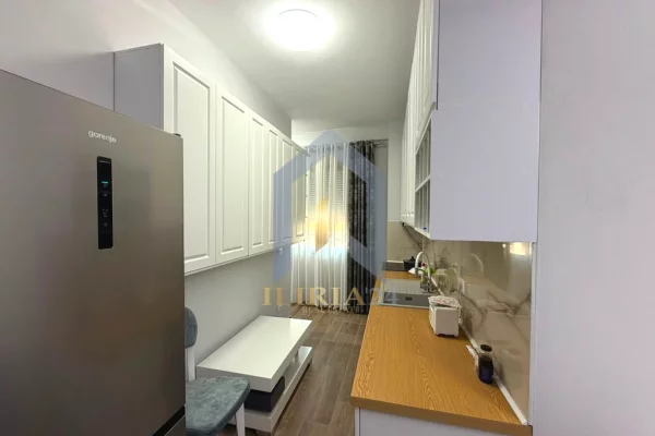 Shtepi ne shitje Apartament ne Tirane, 1+1, Mobilimi E mobiluar, Pagesa 120,000  Euro.