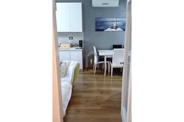 Shtepi ne shitje Apartament ne Tirane, 2+1, Mobilimi E mobiluar, Pagesa 316,500  Euro.
