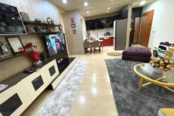 Shtepi me qera Apartament ne Tirane, 2+1, Mobilimi E mobiluar, Pagesa 650  Euro.