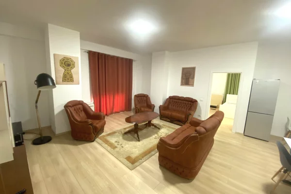 Shtepi me qera Apartament ne Tirane, 2+1, Mobilimi E mobiluar, Pagesa 800  Euro.