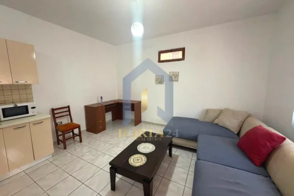 Shtepi me qera Apartament ne Tirane, 1+1, Mobilimi E mobiluar, Pagesa 450  Euro.