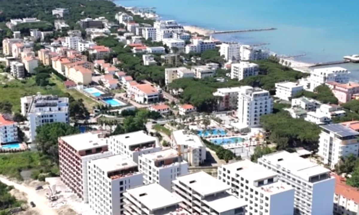 Apartment for sale in Durres 1+1, Emty