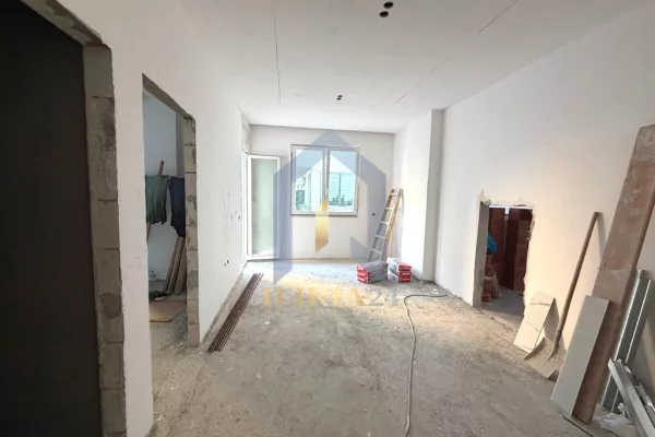 Apartment for sale in Tirana 1+1, Emty