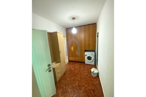 Shtepi me qera Apartament ne Tirane, 1+1, Mobilimi E mobiluar, Pagesa 400  Euro.