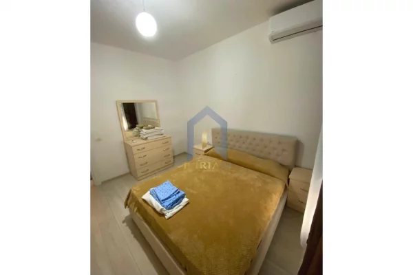 Apartament 3+1+post parkimi me qira ne "Kinostudio"