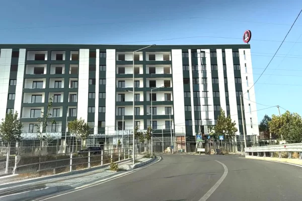Apartment for sale in Tirana 3+1, Emty