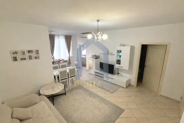 Shtepi ne shitje 1+1 ne Tirane - 78,000 Euro