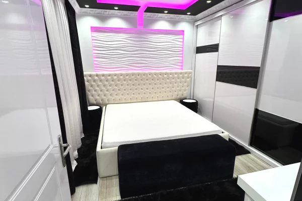 Shtepi ne shitje Apartament ne Tirane, 2+1, Mobilimi E mobiluar, Pagesa 165,000  Euro.