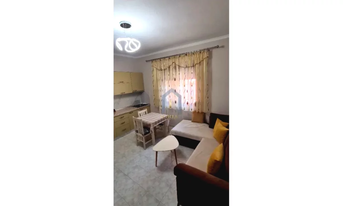 Shtepi me qera Apartament ne Tirane, 1+1, Mobilimi E mobiluar, Pagesa 350  Euro.