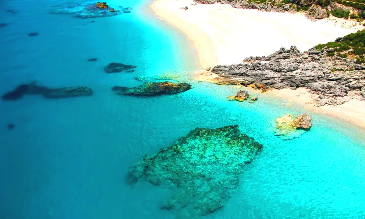 OKAZION SHITET TOKE NE HIMARE DHERMI 