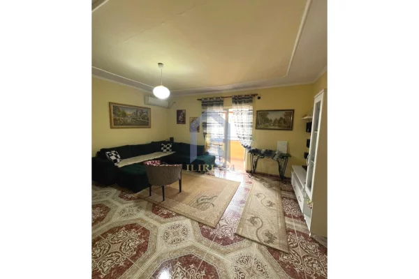 House for Sale Apartment in Tirana, 2+1, Furniture Furnished, Payment 180,000  Euro.