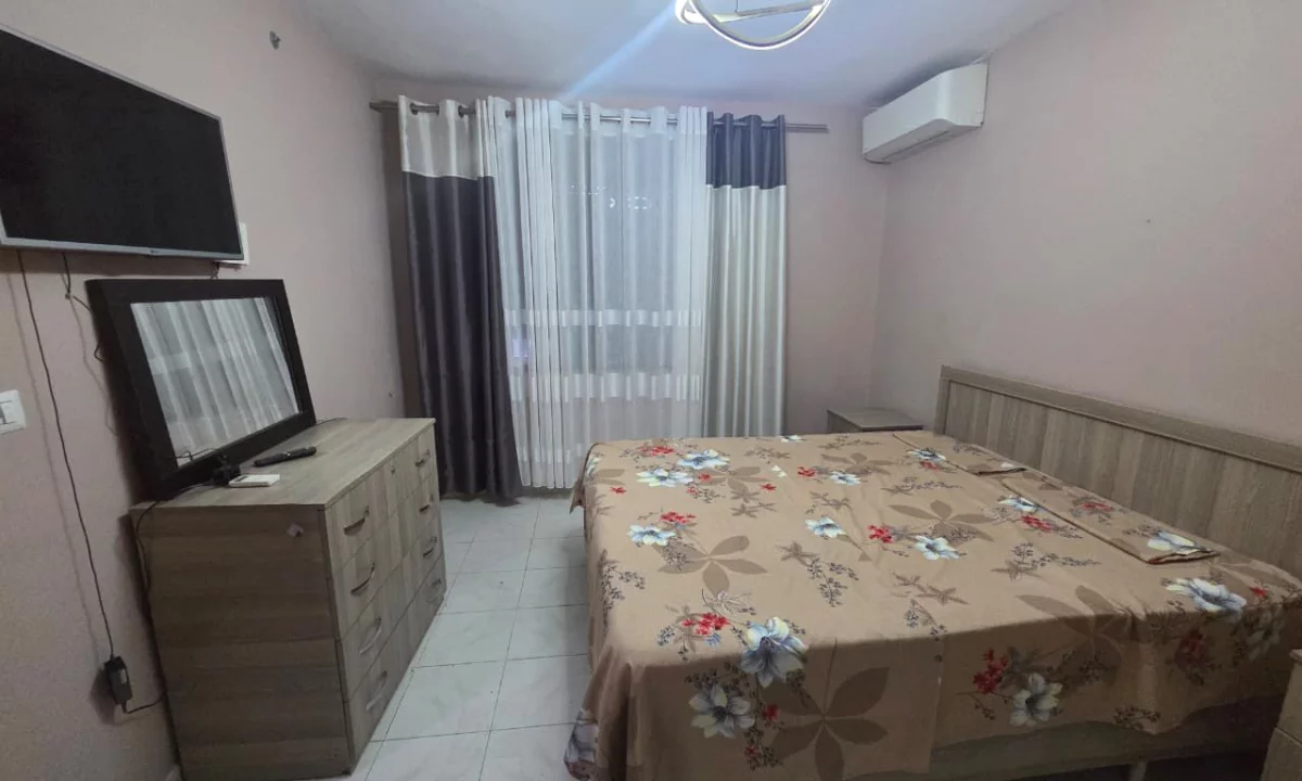 Shtepi me qera Apartament ne Tirane, 2+1, Mobilimi E mobiluar, Pagesa 600  Euro.