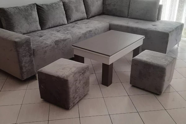 Shtepi me qera Apartament ne Tirane, 2+1, Mobilimi E mobiluar, Pagesa 550  Euro.