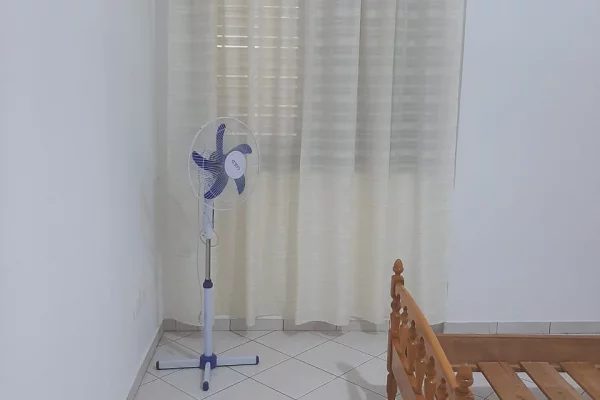 Shtepi me qera Apartament ne Tirane, 2+1, Mobilimi E mobiluar, Pagesa 550  Euro.