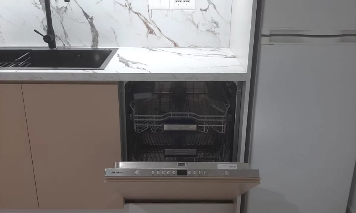 Shtepi me qera Apartament ne Tirane, 2+1, Mobilimi E mobiluar, Pagesa 550  Euro.