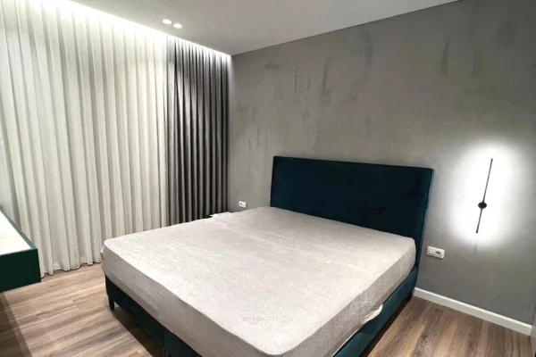 Shtepi me qera Apartament ne Tirane, 2+1, Mobilimi E mobiluar, Pagesa 700  Euro.