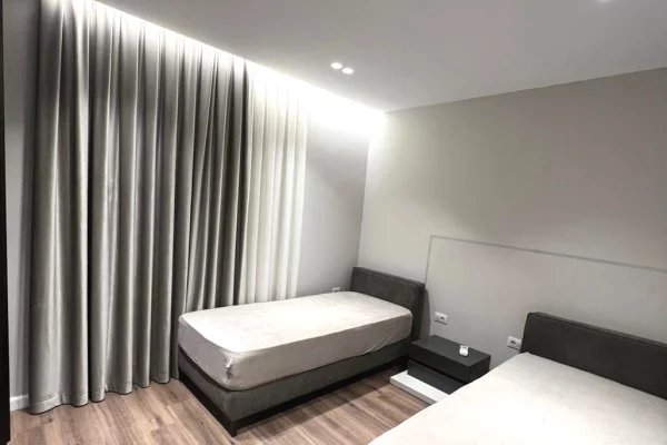 Shtepi me qera Apartament ne Tirane, 2+1, Mobilimi E mobiluar, Pagesa 700  Euro.