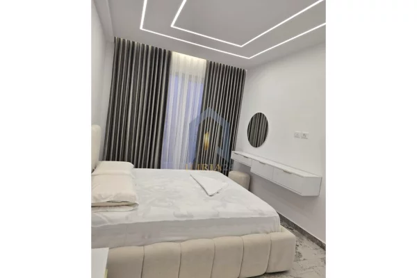 Shtepi me qera Apartament ne Tirane, 1+1, Mobilimi E mobiluar, Pagesa 550  Euro.